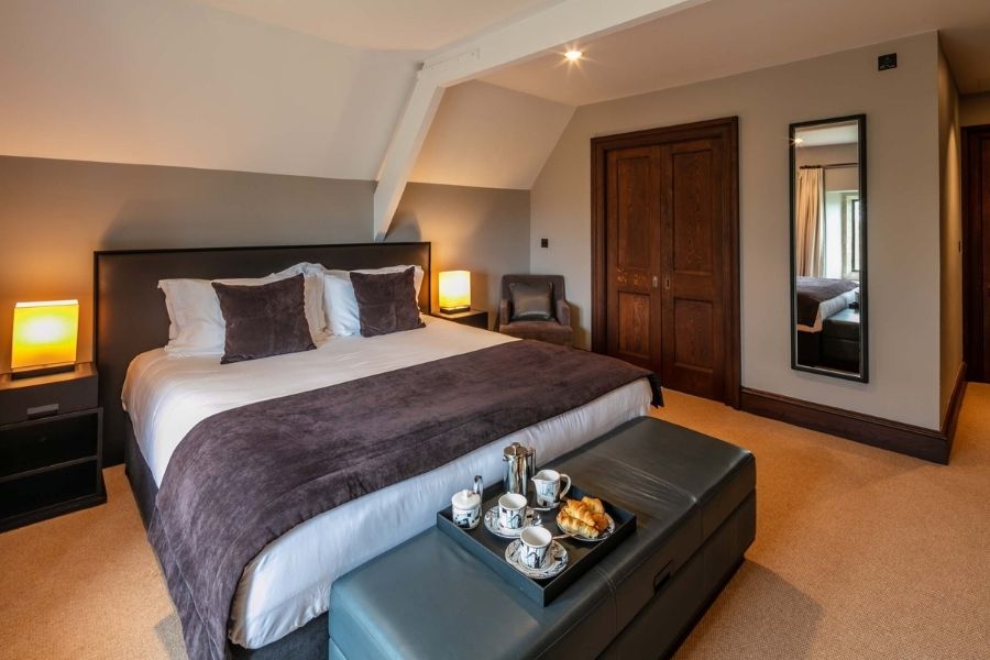 Penrhiw Priory Treetops Bedroom