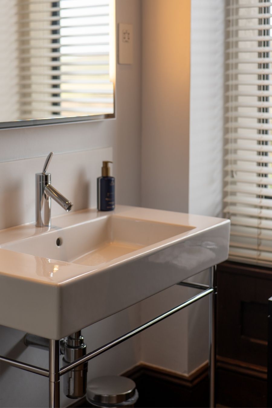 Penrhiw Priory Moorland Bathroom